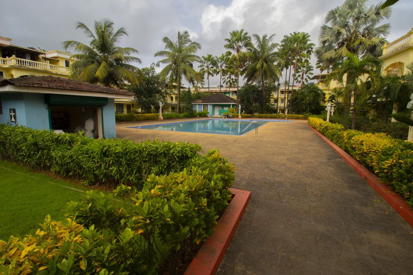 Shared swimming pool at the Benaulim villa